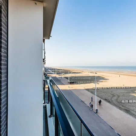 On Zeedijk With Stunning Sea View Coxyde